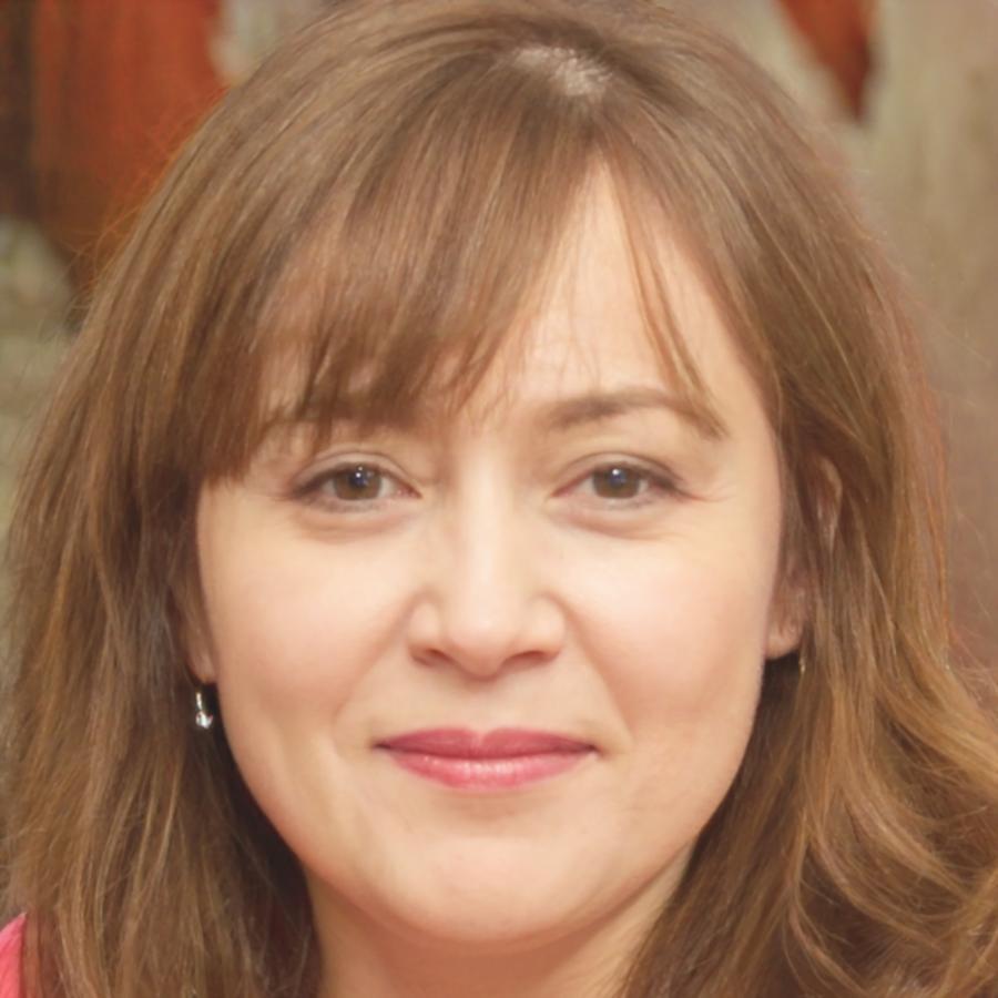 Porträt von Marlene Hoffmann, Leiterin Finanzbildung bei yoranthiquexo